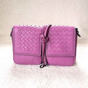NWT Authentic Bottega Veneta Runway Intriciato Leather Flap Shoulder Bag Pink